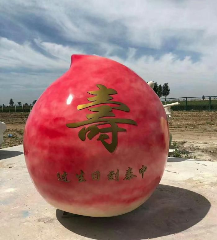 创意桃子雕塑 步行街店门口雕塑 水果小品 创意桃子雕塑 步行街店门口雕塑 水果小品