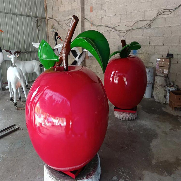 创意苹果雕塑 步行街店门口雕塑 水果小品 创意苹果雕塑 步行街店门口雕塑 水果小品